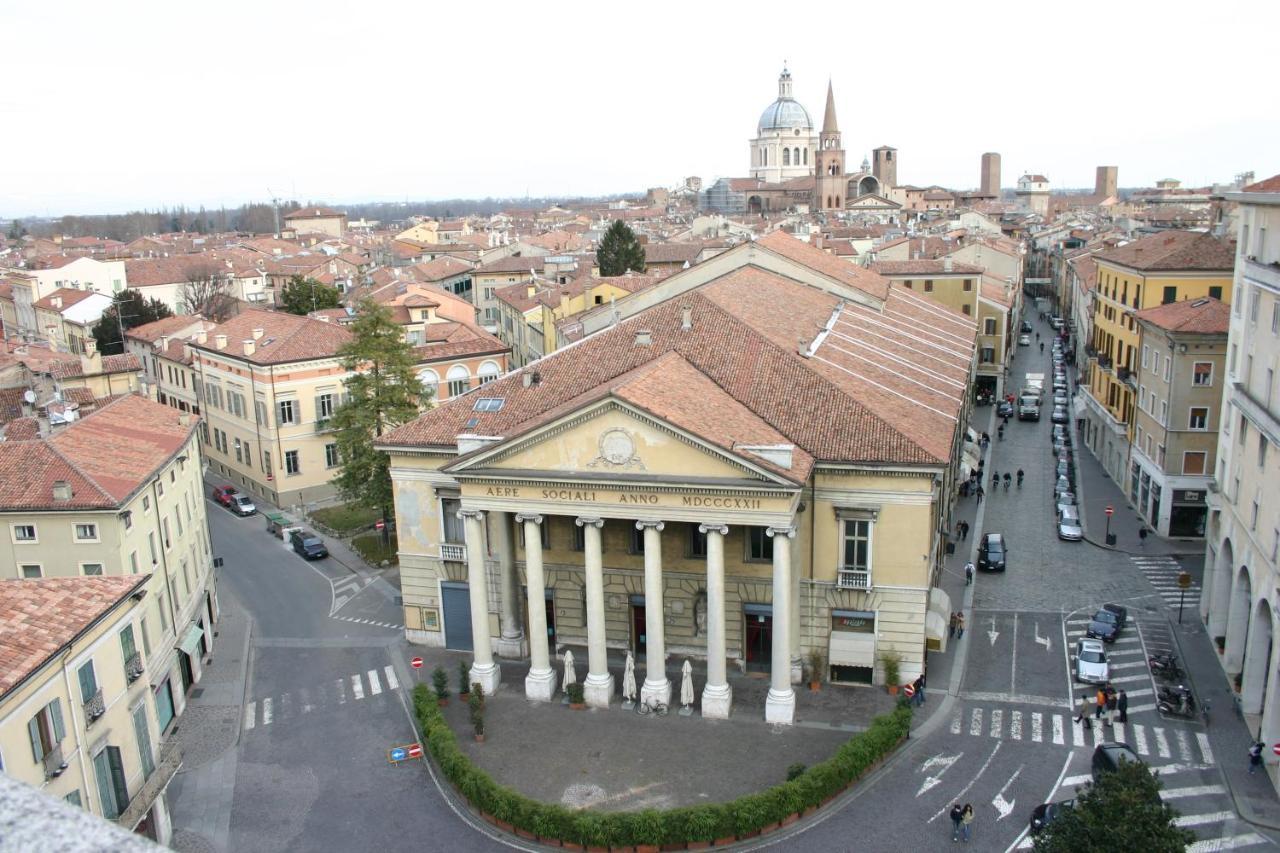 Hotel Italia City Center Mântua Exterior foto